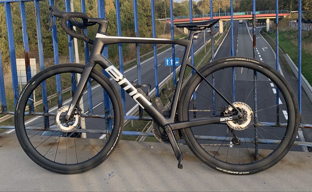 BMC Teammachine SLR01 58 / Shimano Ultegra Di2 2x12 / Dura-ace