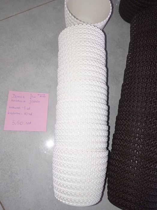 Donice osłonki wysokość 9 cm, średnica 10 cm