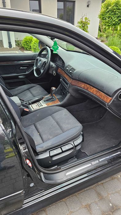 BMW E39 2002 rok