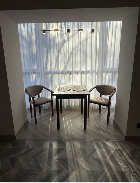 2-к Подол , Первая Сдача