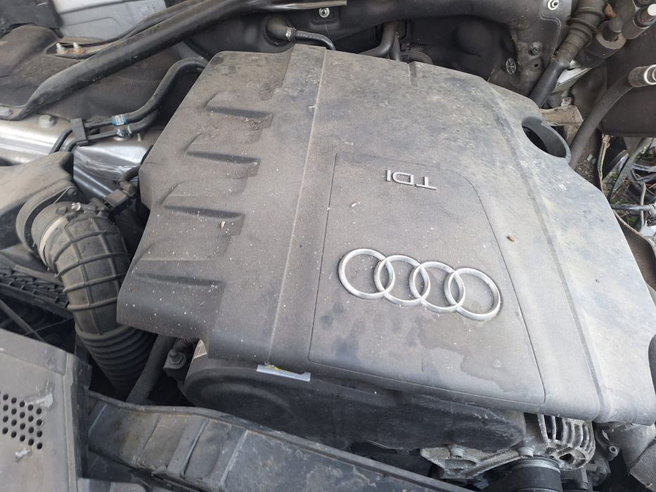 Audi Q5 zderzak klapa drzwi LX7W