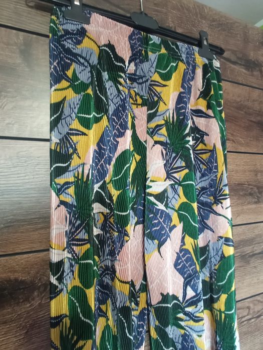 Spodnie damskie Primark