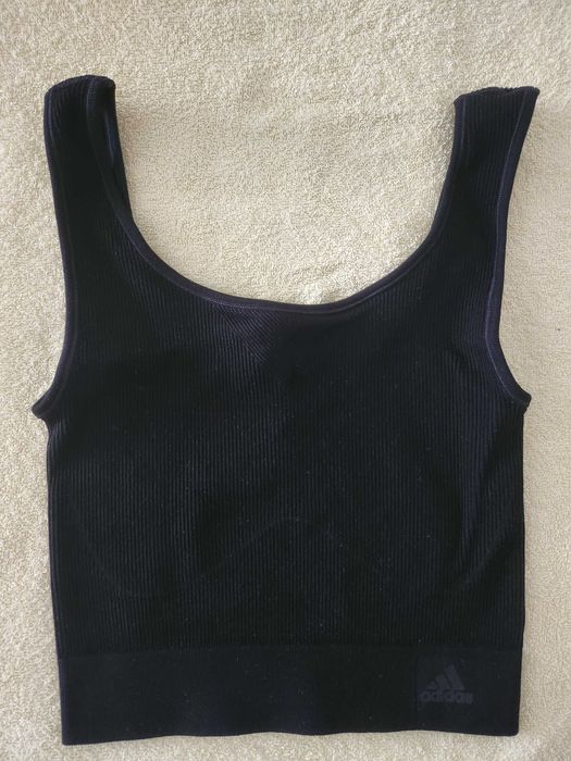 Crop top preto Adidas (novo com etiqueta)