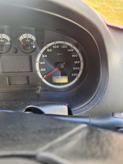 Seat ibiza em bom estado usado