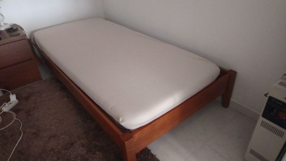 Cama + colchão 90/200