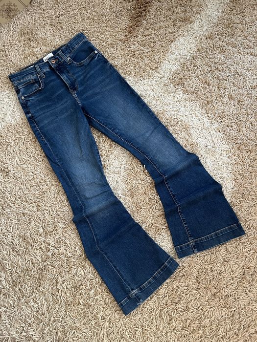 Джинсы Bootcut