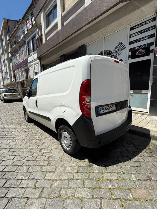 Fiat Doblô 1.3 ano 2011