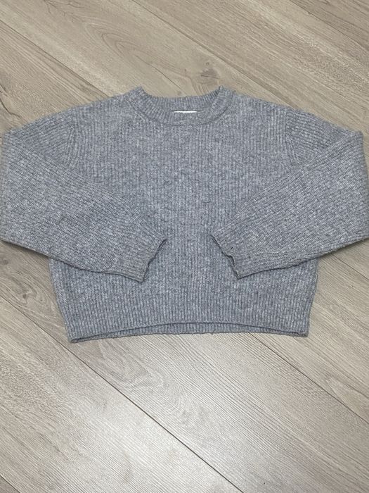 Кофта дуже гарна на дівченку
