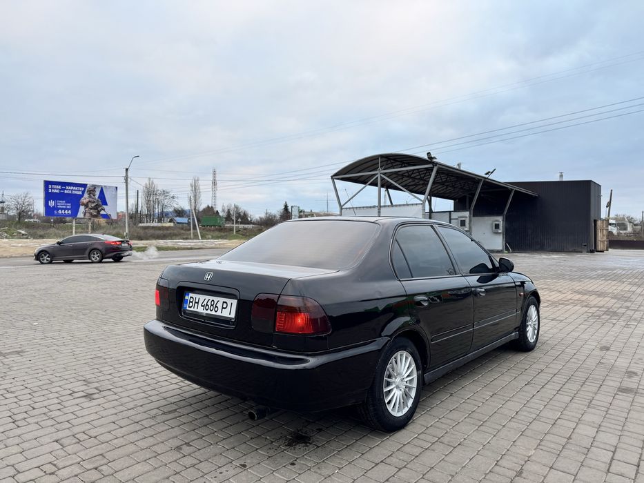 Продам хонду цивик