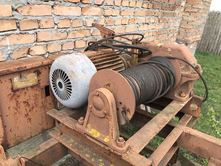 Будівельний кран