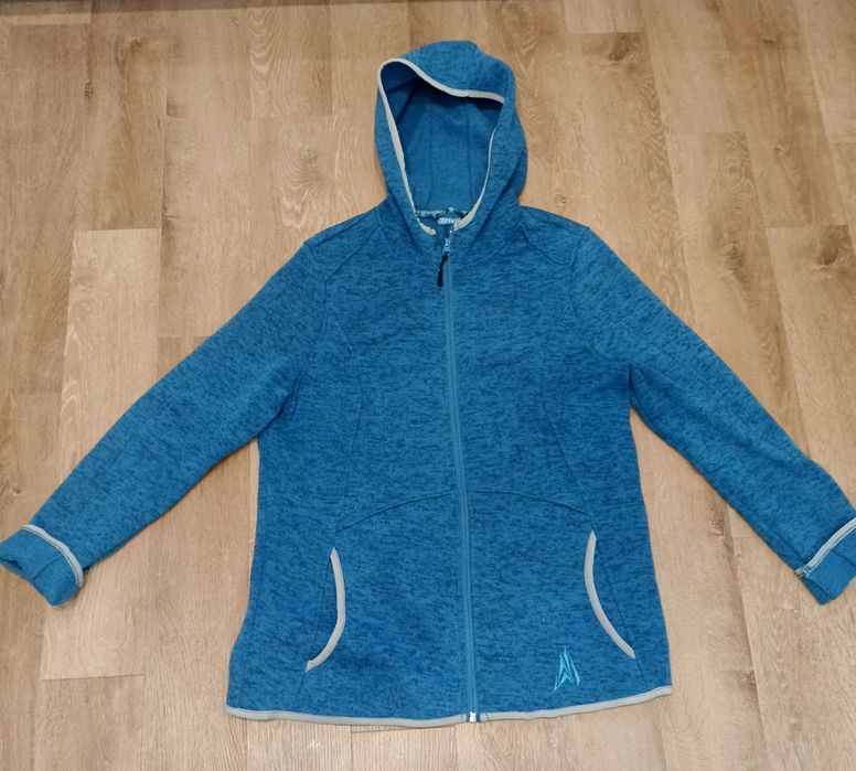 Milusia bluza z kapturem rozmiar 40