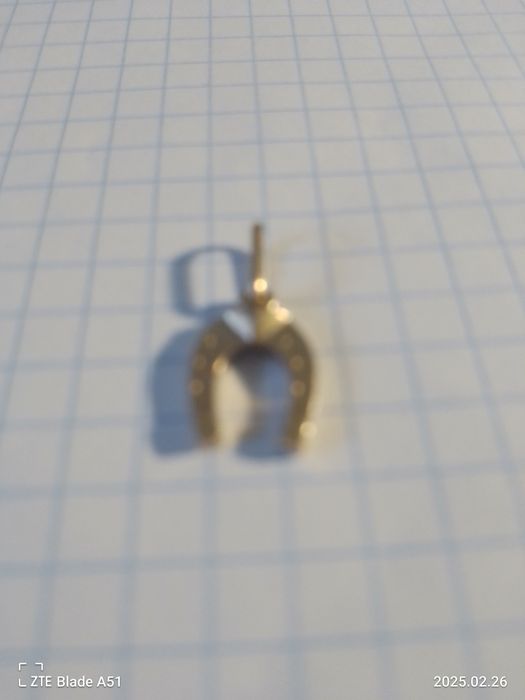 Продам кулон золотий