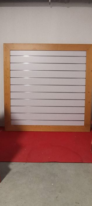 Vendo 2 placas de bijuteria para loja