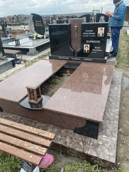 Памʼятники в Тернополі та області