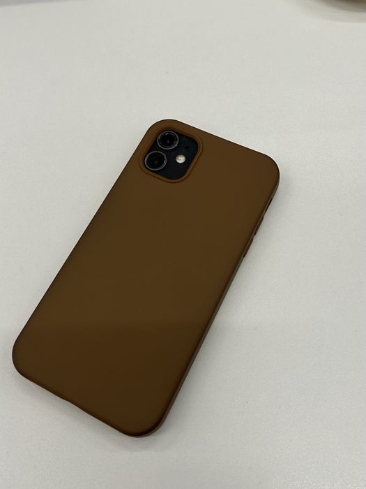 Iphone 11 com bateria 100%