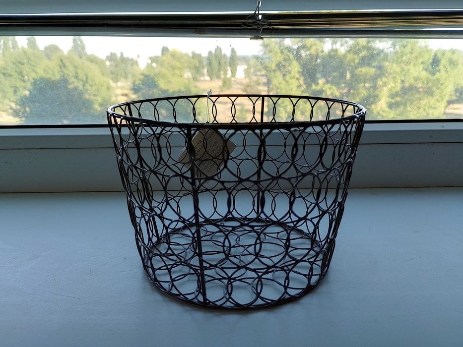 Новая корзина ажурная. Фруктовница металлическая. Конфетница.