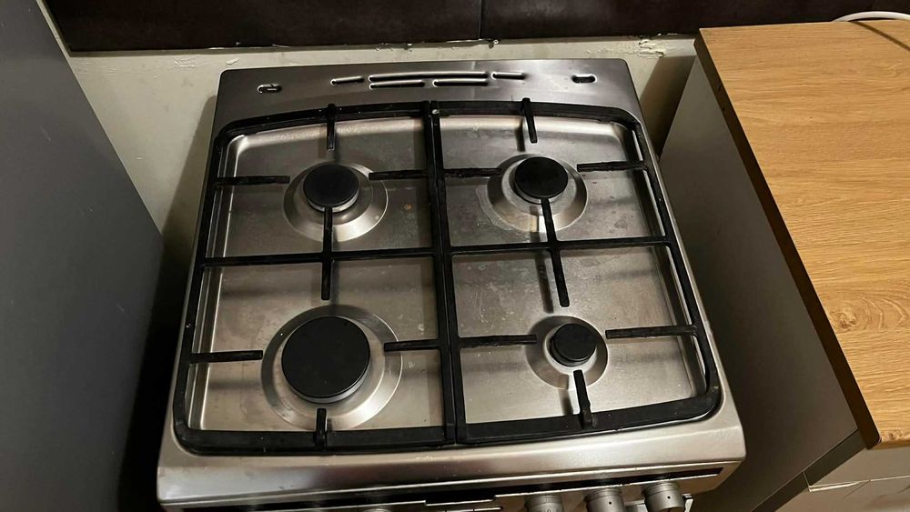 60 cm Kuchenka Amica Elekryczno-gazowa