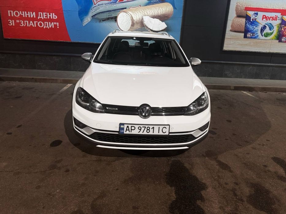 Volkswagen Golf Alltrack VW GTI GTR GTD