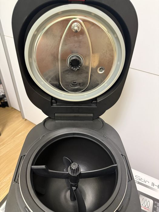 Tefal Multicook & Stir IH - індукційна мультиварка з автоперемішування