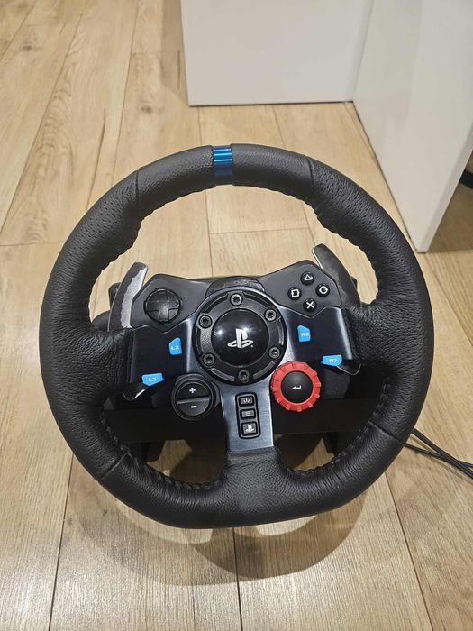 Logitech g29 z pedałami