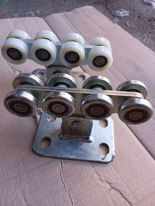 Продам роліки для відкатних воріт