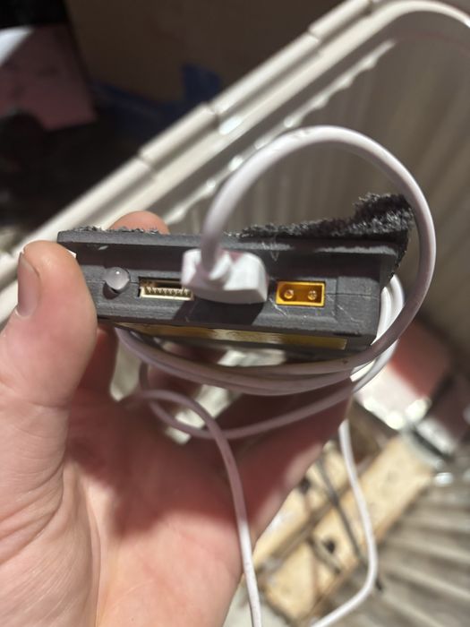 Електроніка з бпла