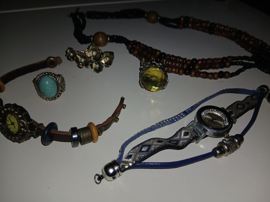 Lote de bijuteria como nova