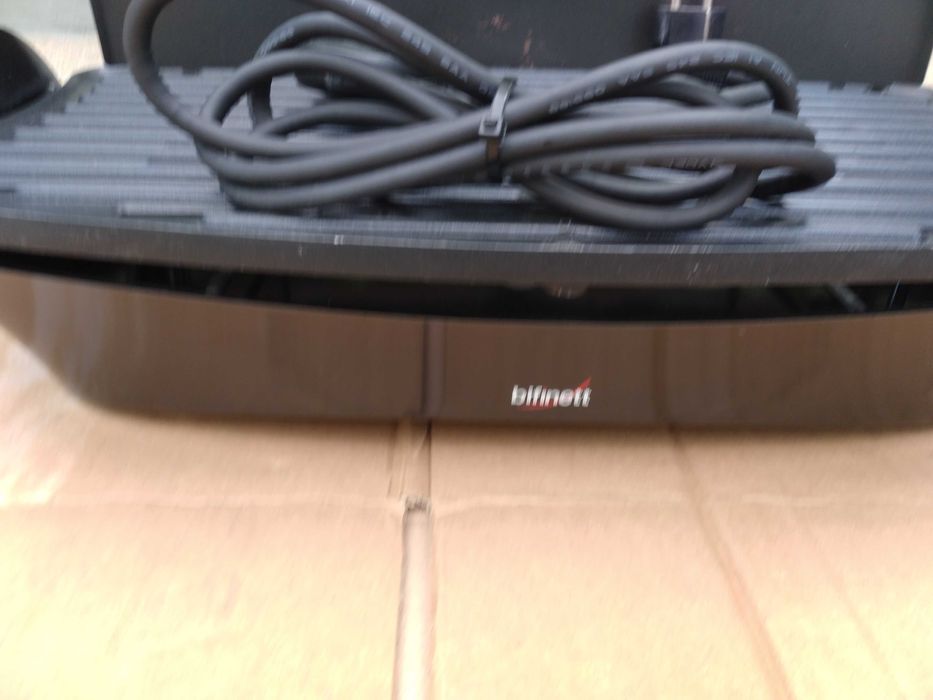 Grelhador de mesa Bifinett 1600w _ Novo