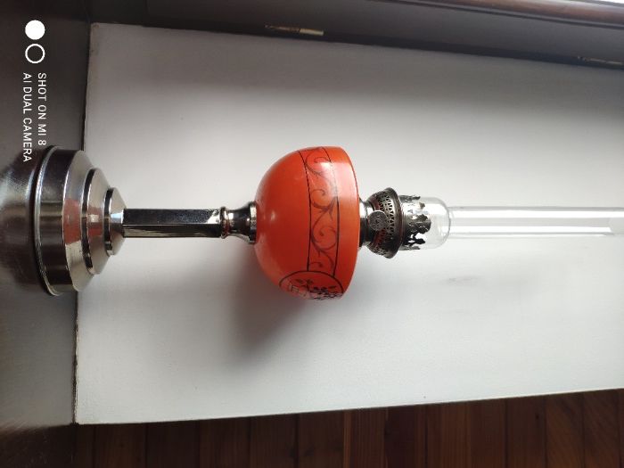 Stara francuska lampa naftowa