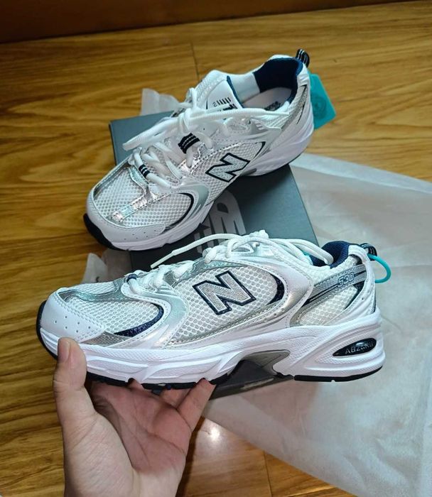 Shoes_New Balance530 Adidasy_DamskieWhite Trwałe 39,5