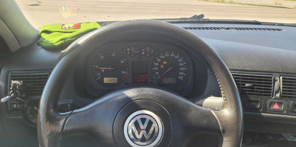 Продам Volkswagen Golf 1.9 tdi