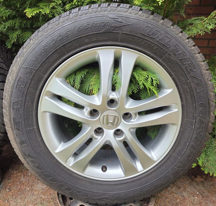 Felgi Oryginał Honda HR-V 6,5Jx17 ET40 5x114,3 opony zima 225/65R17