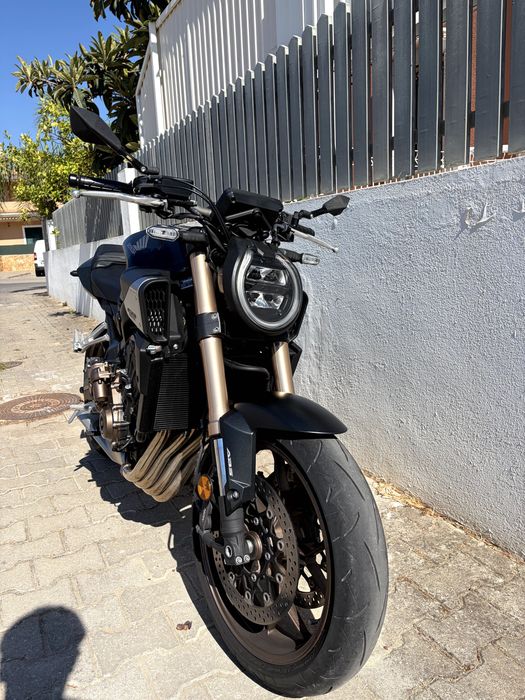 Honda CB650R como nova (35kw livrete)