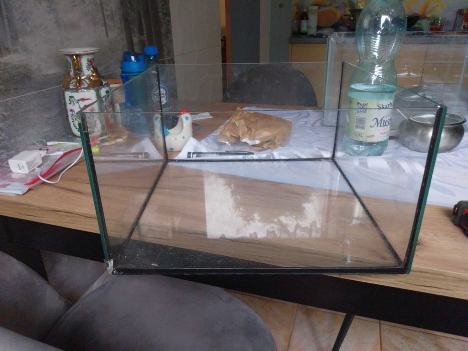 Akwarium o wymiarach 36x20