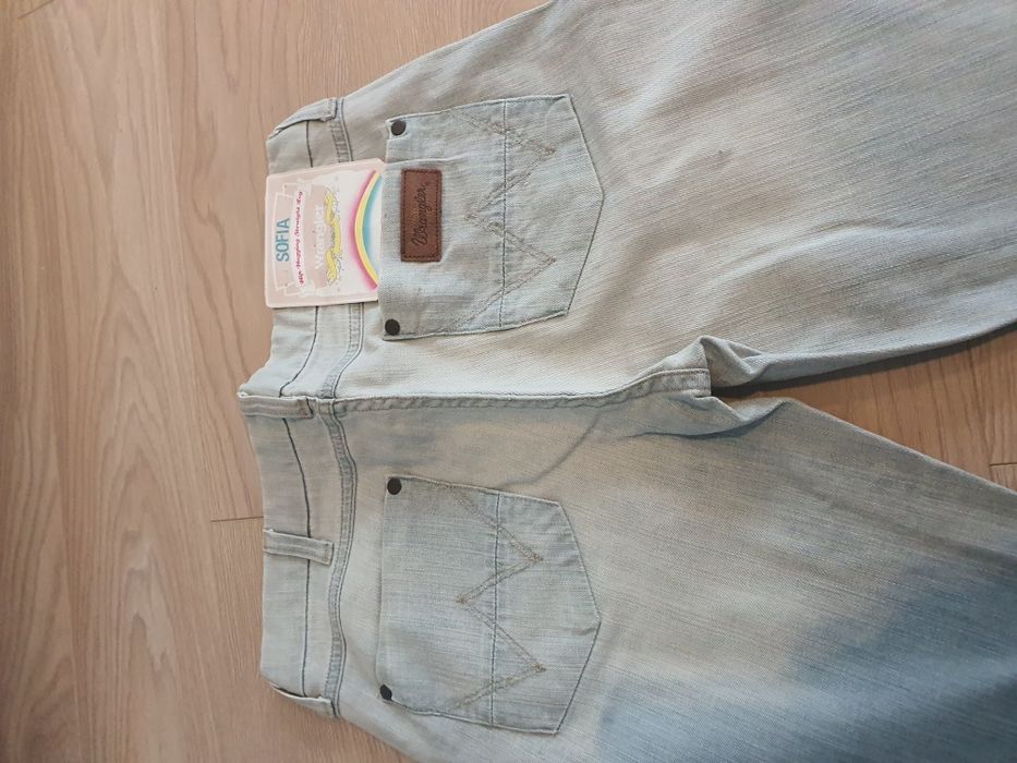 Nowe jeansy Wrangler Sofia Blue Bella 30 34