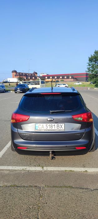 Продам KIA CEED 2014