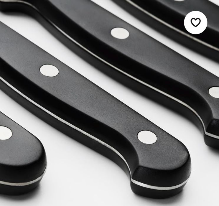 Faca preta com serrilha