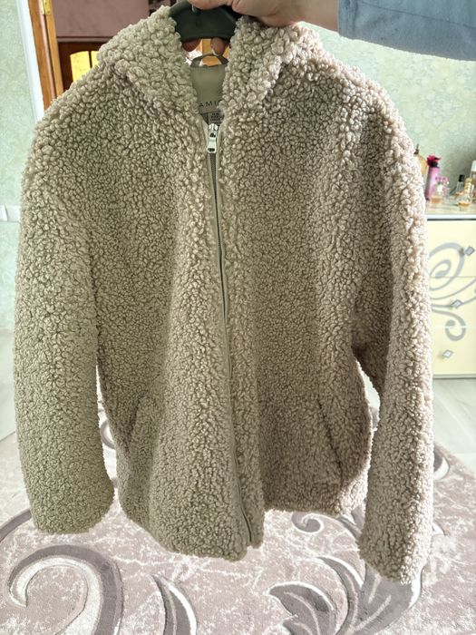 Продам веснняну куртку