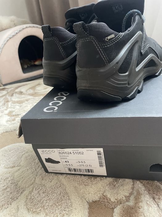 Ecco ботинки 43-44р.