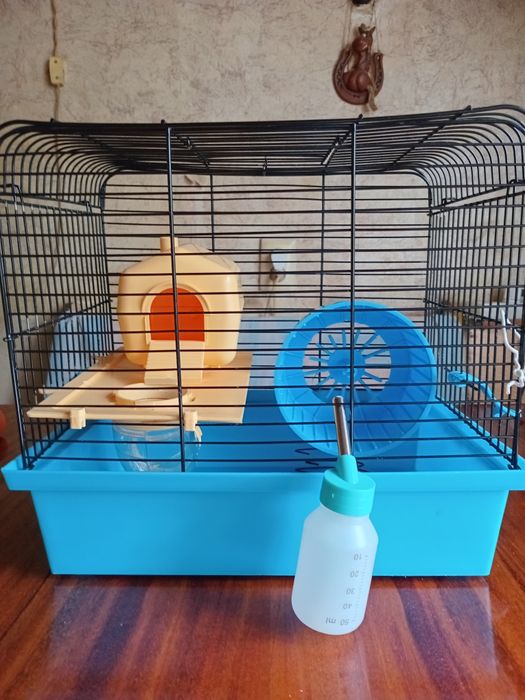 Продам клетку для хомяка