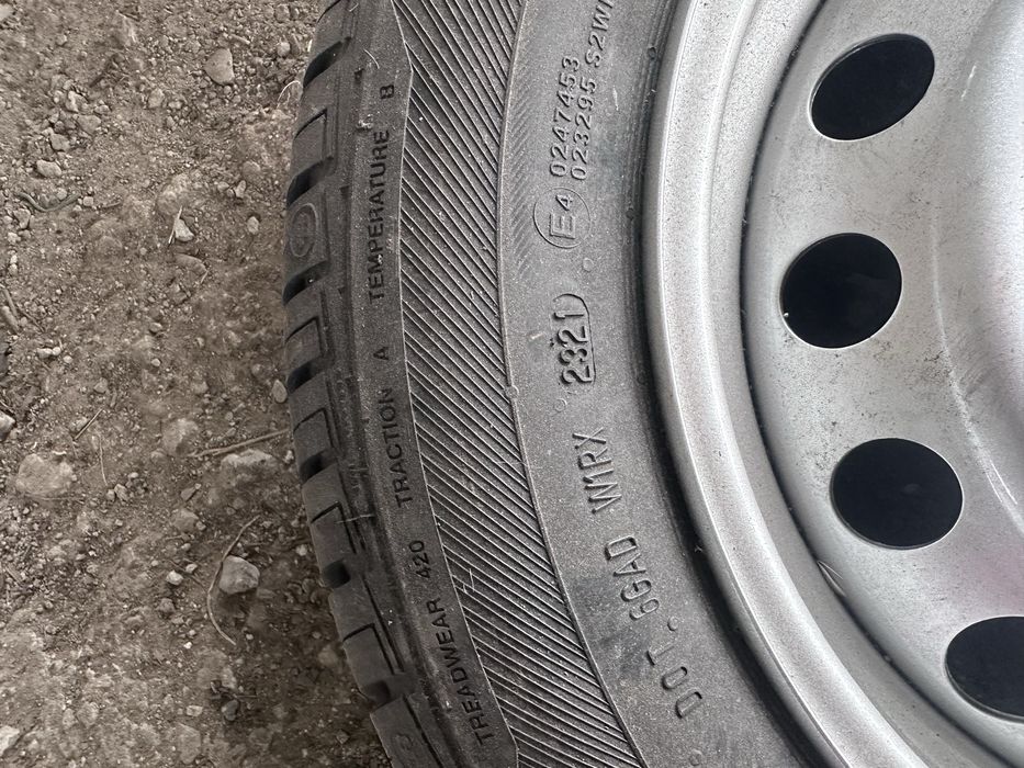 Запаска Рено Логан Доккер Кангу R15
