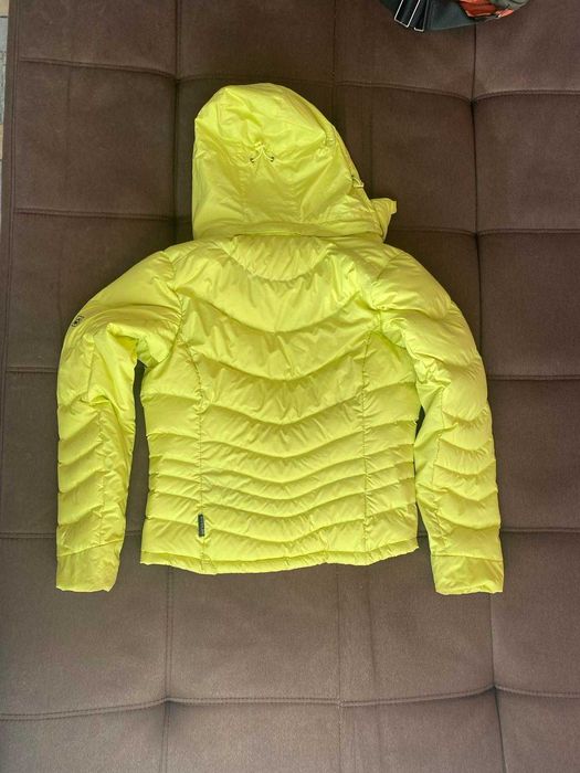Курточка жіноча весна Jack Wolfskin, розмір 36/38