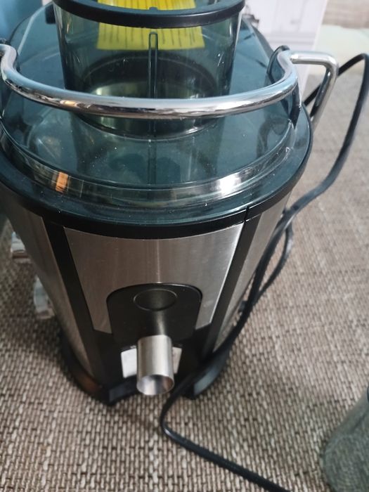 Sokowirówka  do warzyw owoców.