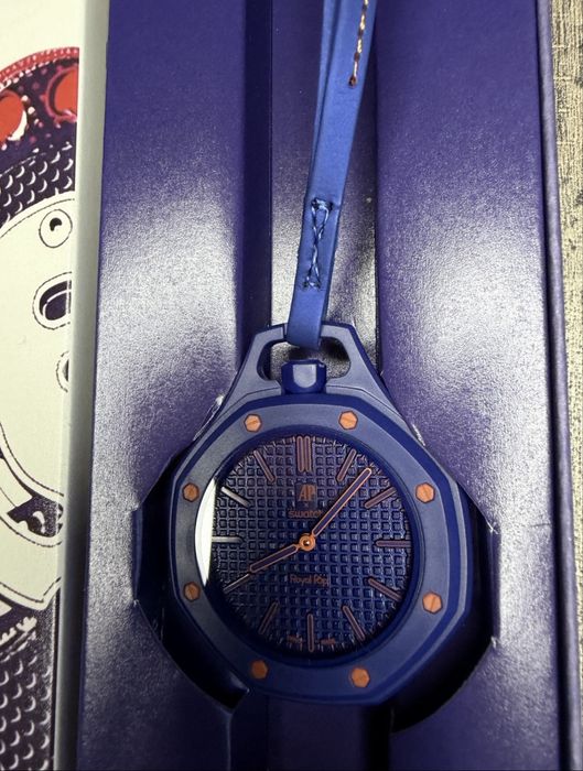 Карманные часы Swatch x Audemars Piguet Royal Pop 1:1