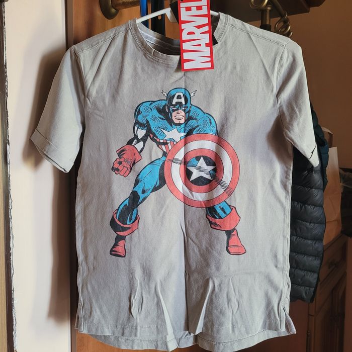 Nowa koszulka t-shirt bluzka z krótkim rękawem 140 cm reserverd