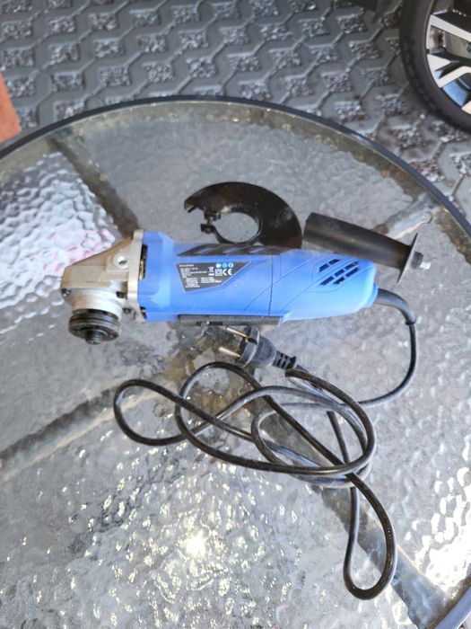 Flex  elektryczny  i wkrętarka do regipsów