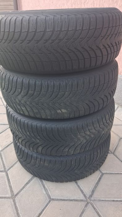 Зимова гума Michenlin 215/60R16