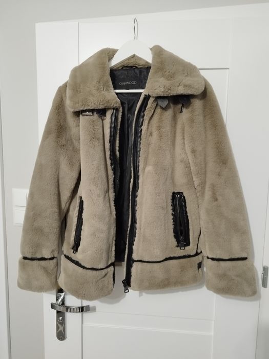 Mięciutka kurtka OAKWOOD ala futerko stan ideał