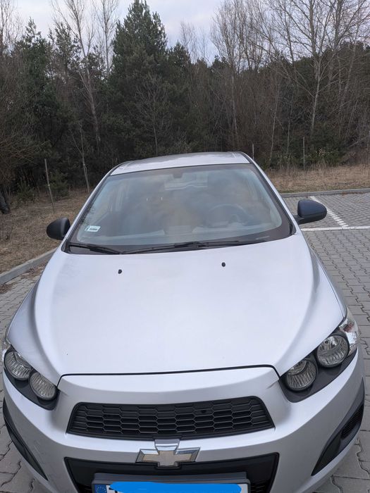 samochód chevrolet aveo