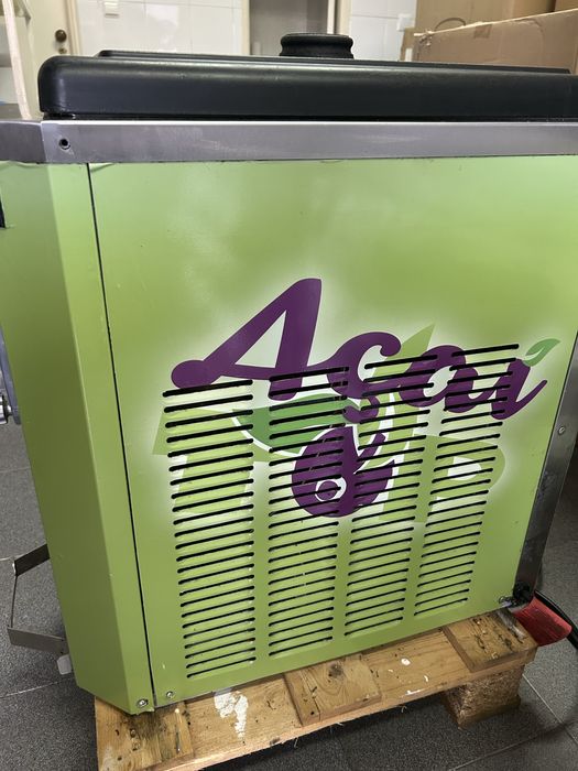 Maquina de açaí  TAYLOR
